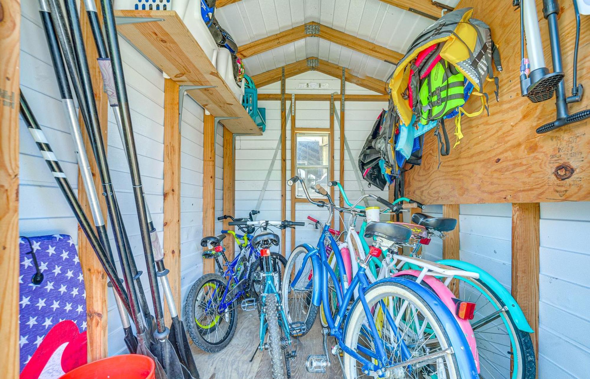 Crystal River Getaway With Dock, Kayaks And Bicycles! 외부 사진